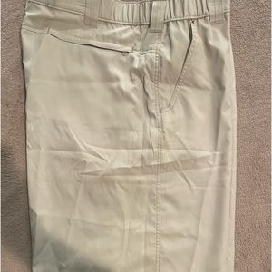 Wrangler cool breathe material with a zipper pocket. Shorts run one size small.